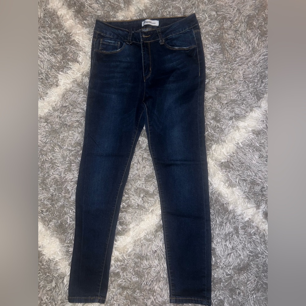 Papercocoon)Blue Skinny Jeans with Tapered Silhouette